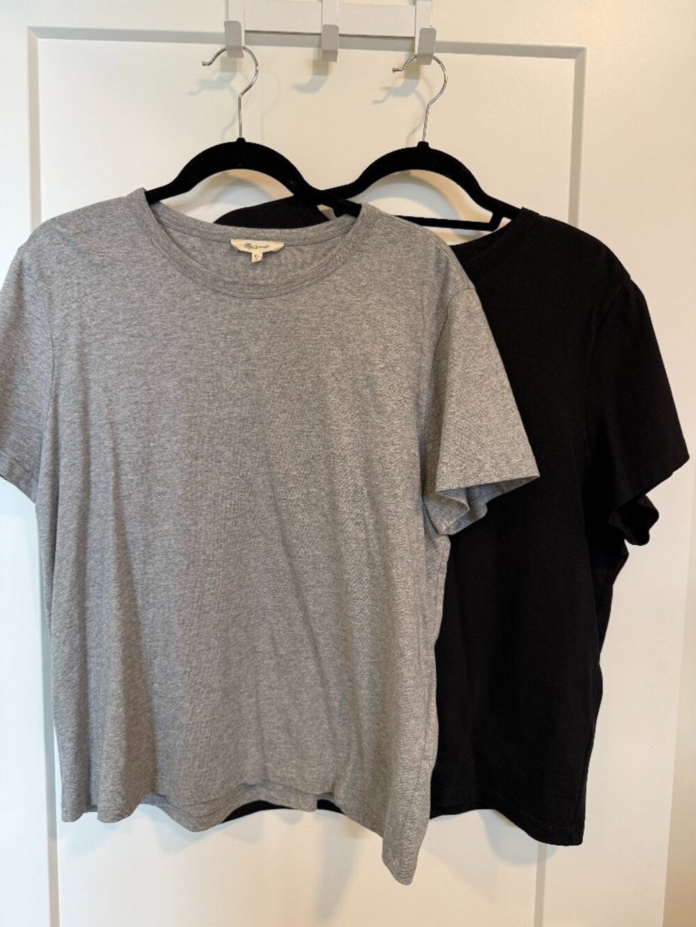 Madewell Perfect Crewneck Short-Sleeve Gray & Black Tees (x2) | XL